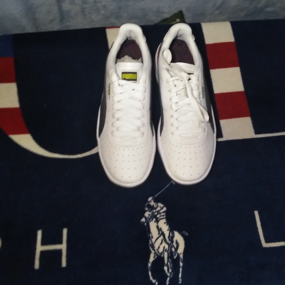 Puma sneakers - Picture 2 of 4